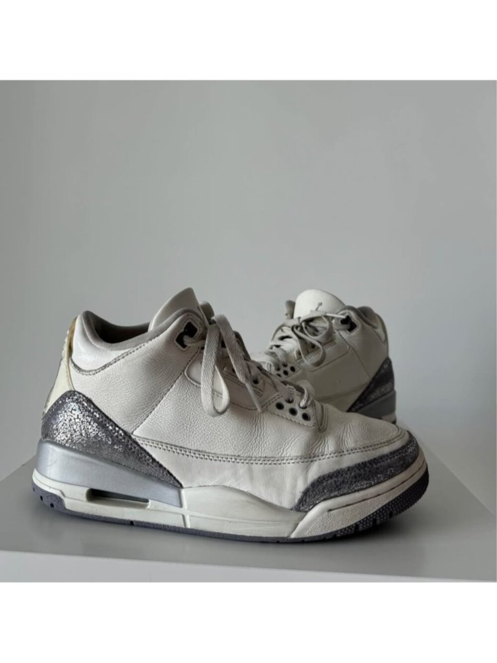 Nike Air Jordan 3 Retro Sail Cement Grey Metallic Silver Women’s US 8